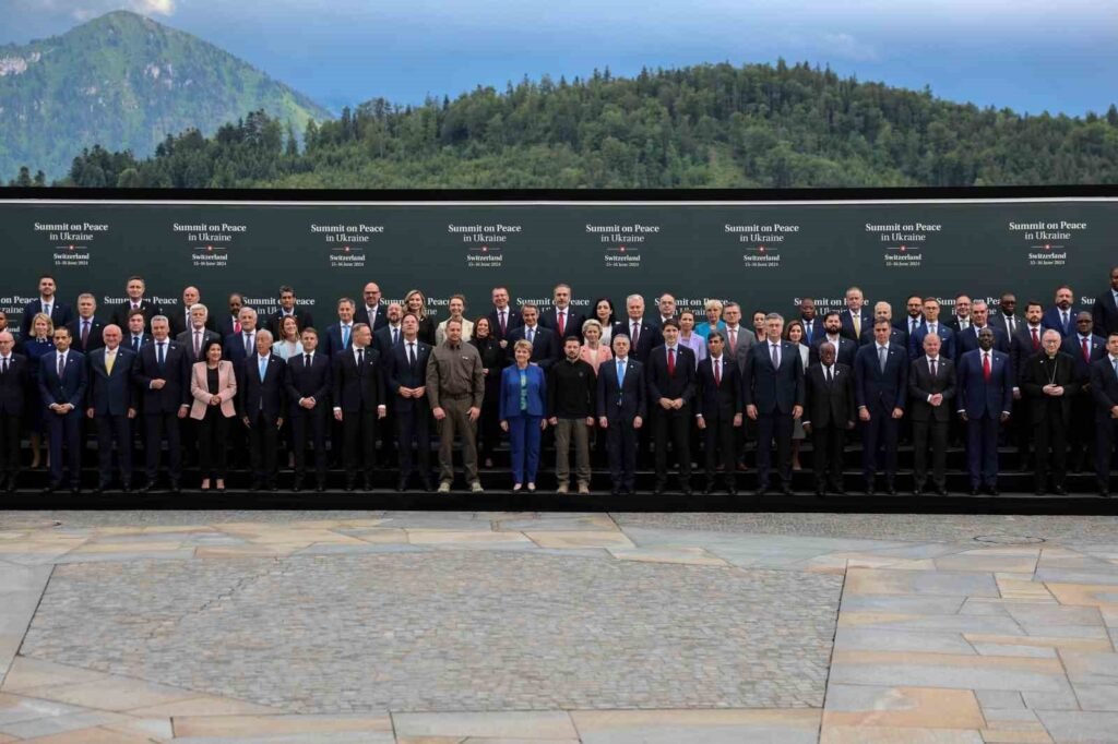 Der Außenminister Hakan Fidan nahm an der Ukraine-Friedenskonferenz teil