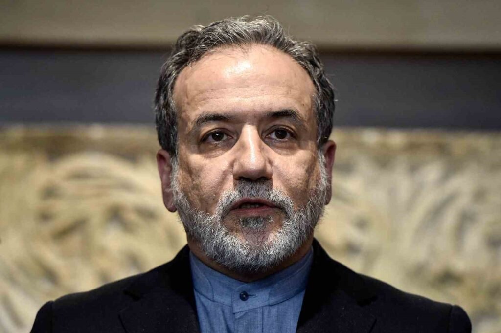 Irans Außenminister Arakçi antwortet auf die Attentatsvorwürfe der USA.