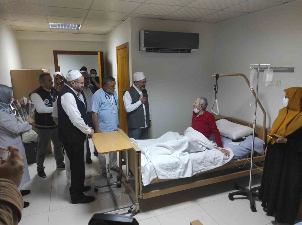 La Presidencia de Asuntos Religiosos de Turquía ofrece servicios de salud a los peregrinos de Hacı