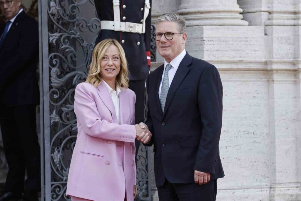 Starmer y Meloni colaboraron para combatir la inmigración ilegal