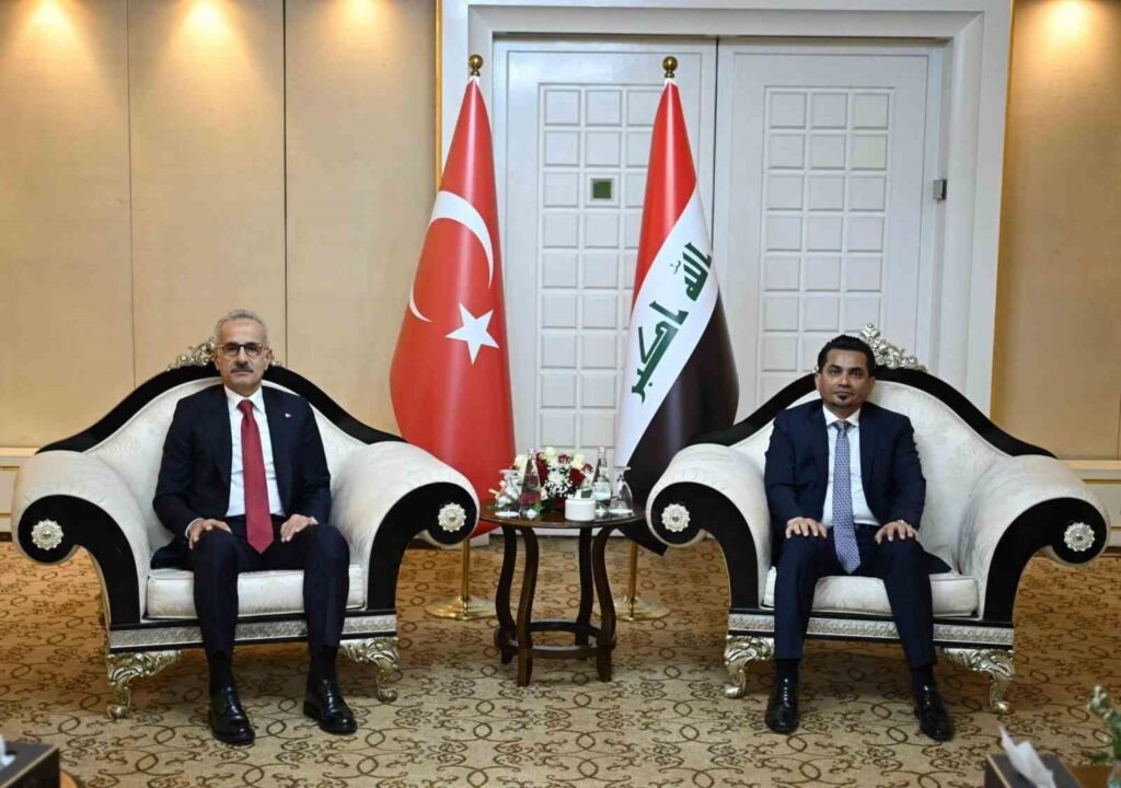 Visita del Ministro de Transporte e Infraestructura Uraloğlu a Irak