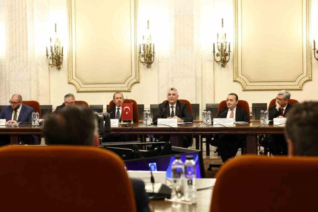 El Ministro de Comercio, Ömer Bolat, participó en la reunión JETCO Turquía-Rumanía en Bucarest.