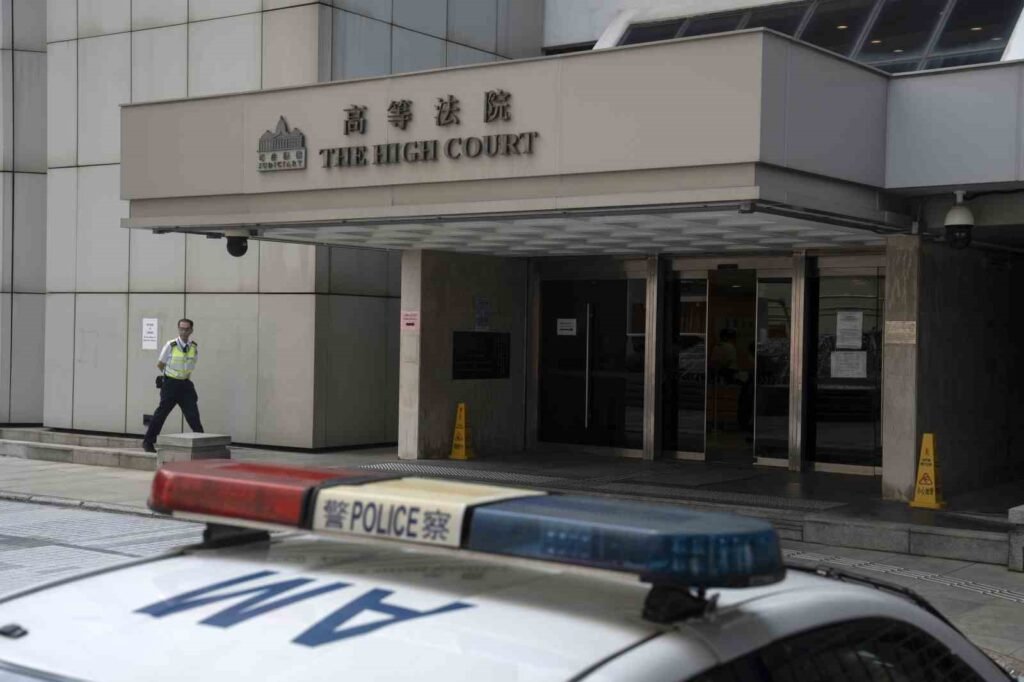 Décision de la Cour d’appel de Hong Kong et incident d’interdiction de l’hymne de protestation