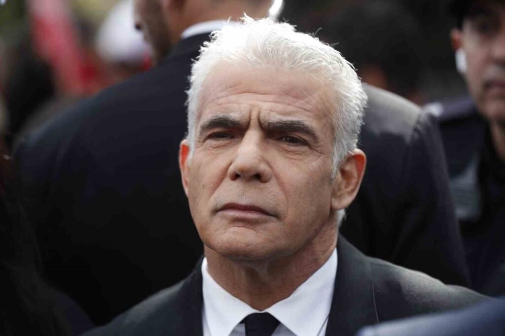 Le chef de l’opposition israélienne, Yair Lapid, critique vivement