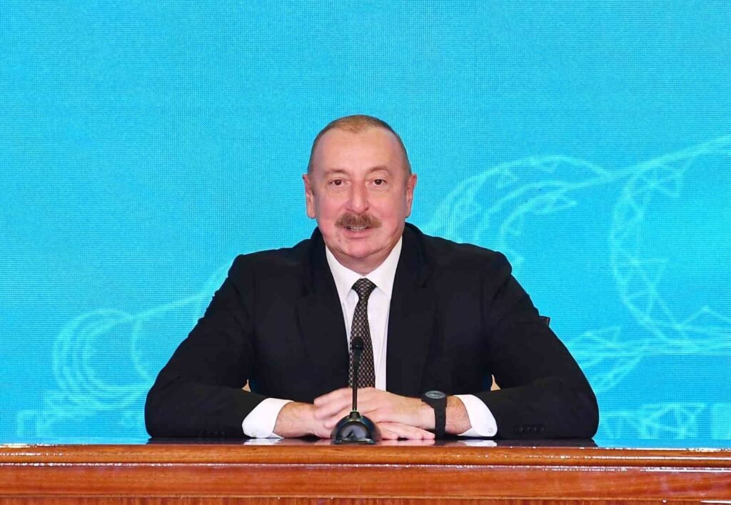 Le président de l’Azerbaïdjan, Ilham Aliyev, soutient le footballeur national Merih Demiral