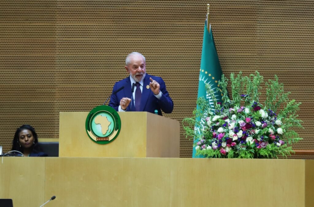 Presidente brasiliano Lula: “Quello che sta accadendo nella Striscia di Gaza non è una guerra, è genocidio”