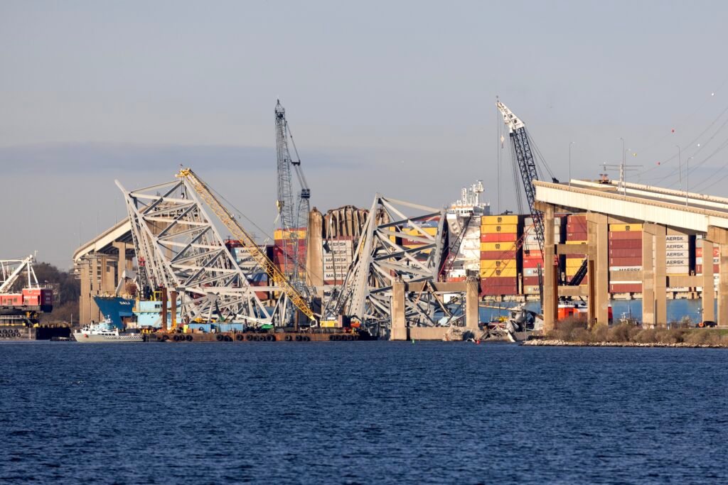 Un altro corpo senza vita è stato ritrovato dopo il crollo del ponte negli Stati Uniti
