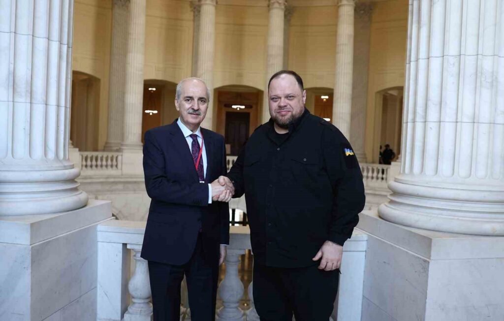 Il Presidente dell’Assemblea Nazionale Turca Numan Kurtulmuş ha incontrato il Presidente del Parlamento Ucraino Ruslan Stefanchuk negli Stati Uniti