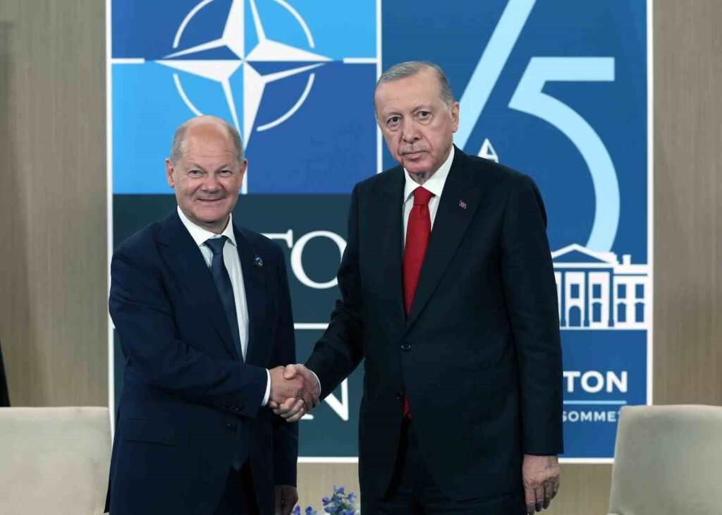 Il Presidente Erdogan ha ricevuto il Cancelliere tedesco Scholz