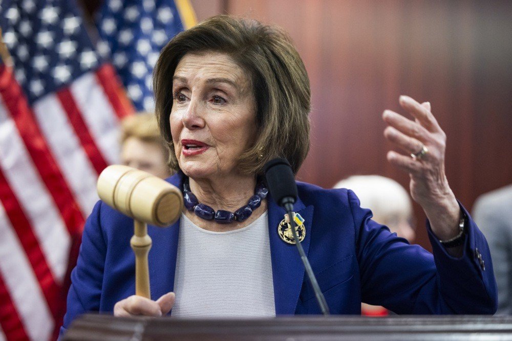 Nancy Pelosi ha espresso il suo sostegno presidenziale a Kamala Harris