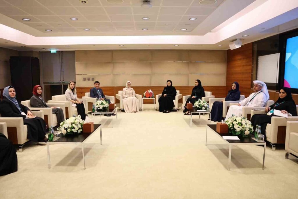Visita del Ministro per la Famiglia e i Servizi Sociali Göktaş a Doha e Collaborazioni Internazionali