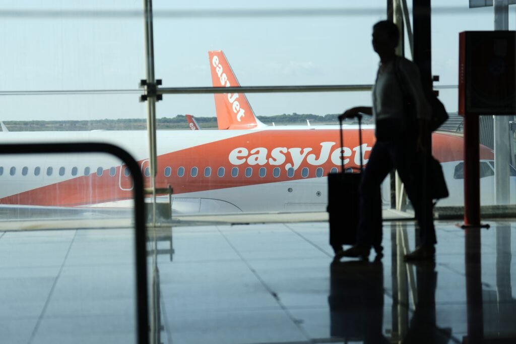 British airline company EasyJet has postponed Tel Aviv flights for 6 months